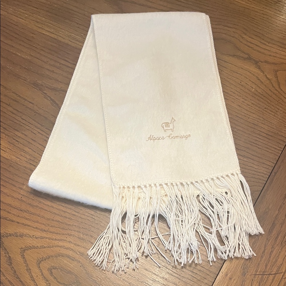 Alpaca Camargo winter‎ white (cream) scarf with fringe